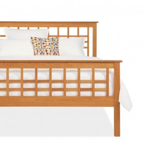 Craftsman bed by Vermont Furniture Design